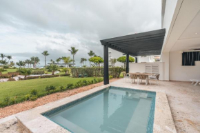 Apt with picuzzi in Cap Cana at Punta Palmera BA5